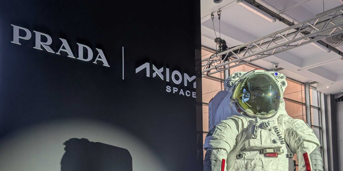 未使用品　オゾンコミュニティ　アポロ11号宇宙飛行士総柄半袖カットソー 楽天市場】1/72 NASA アポロ11号 CSM 司令船/機械船 ＆月着陸船